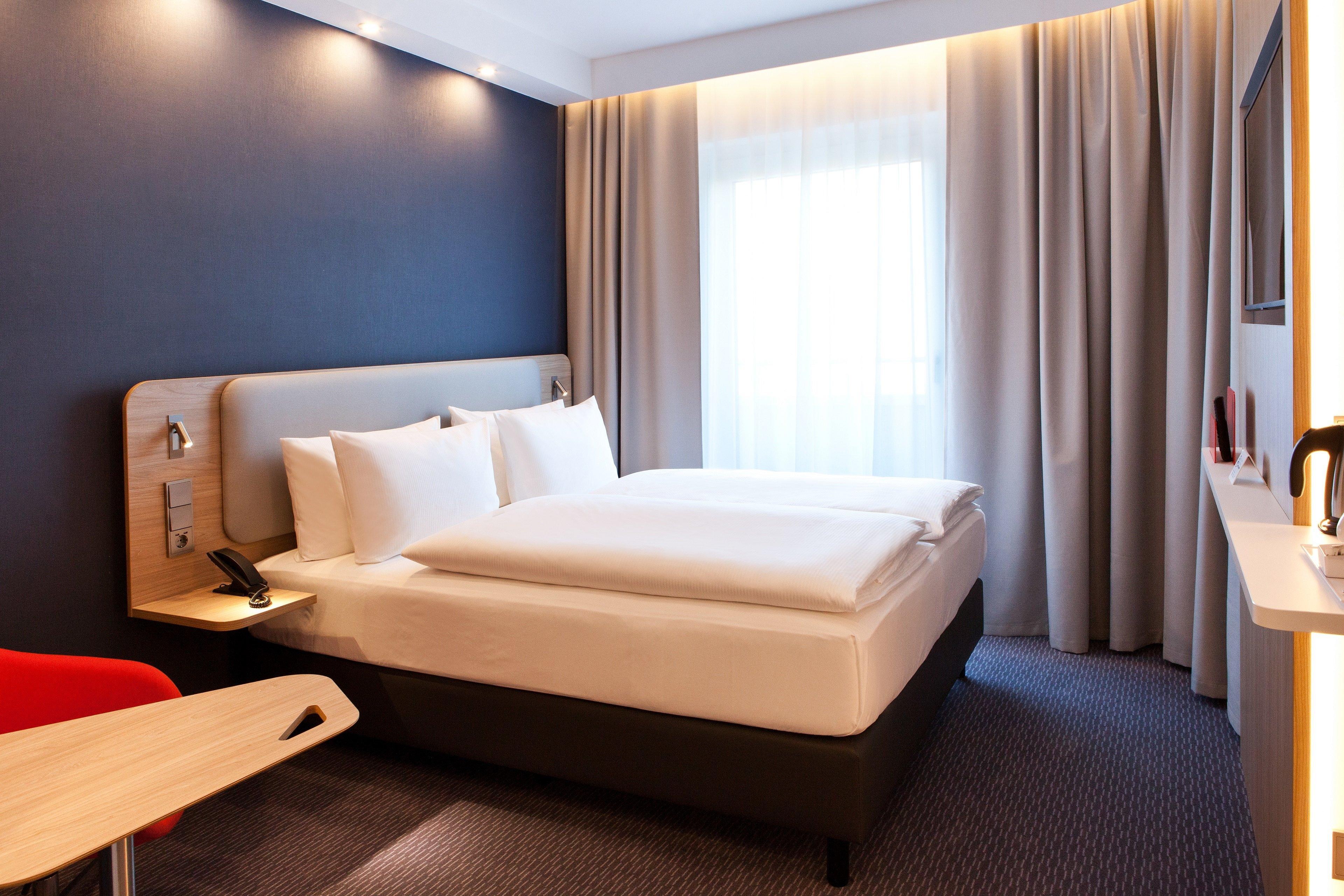 Hotel Express - Olympiapark, An Ihg 3*